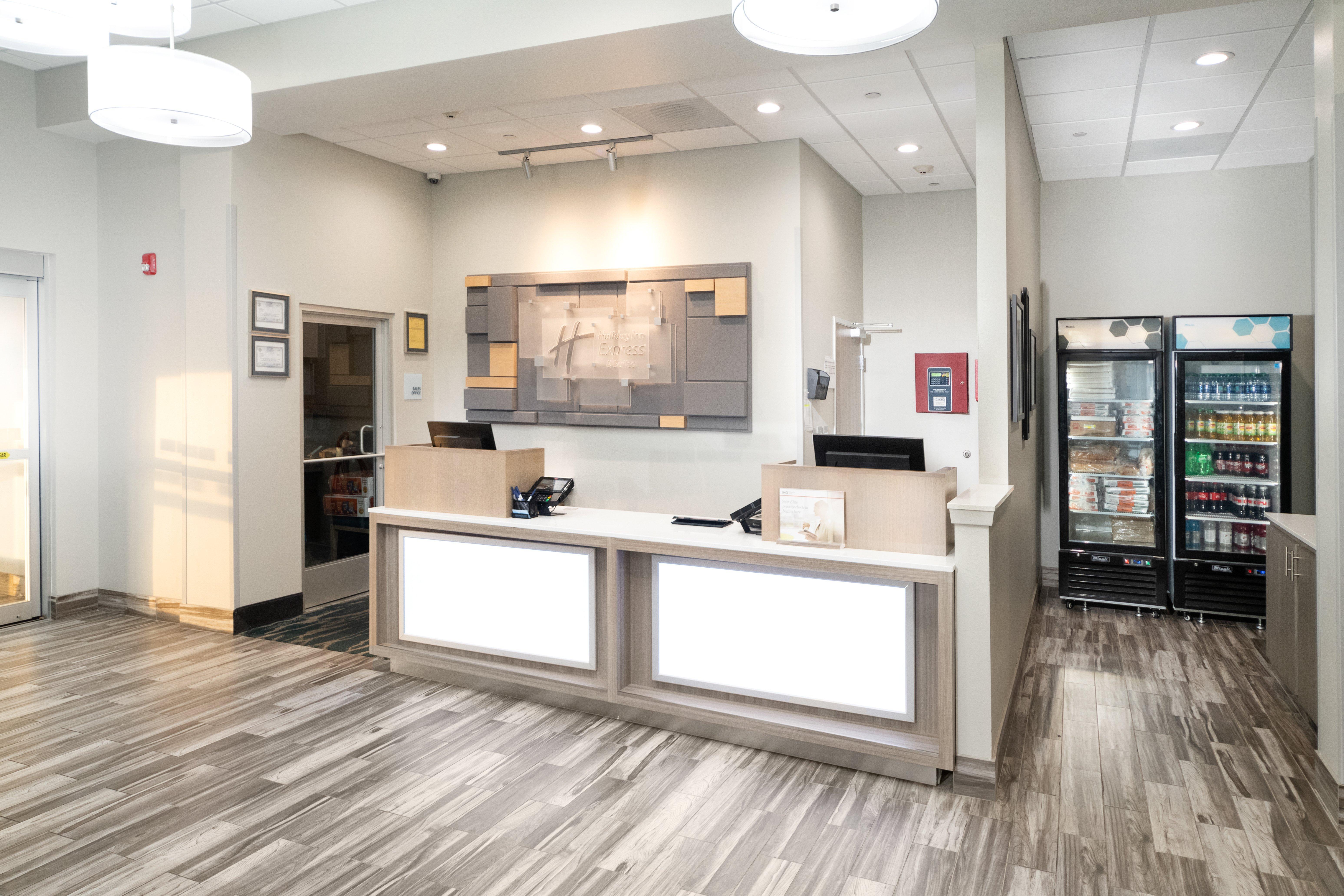 Holiday Inn Express & Suites Memphis Arpt Elvis Presley Blv By Ihg Extérieur photo